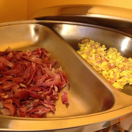 Garni Betty 3* ميرانو