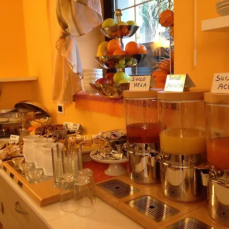 Bed & Breakfast Garni Betty