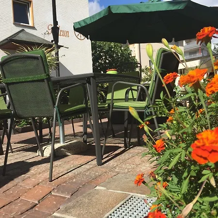 Garni Betty فندق مبيت وإفطار ميرانو