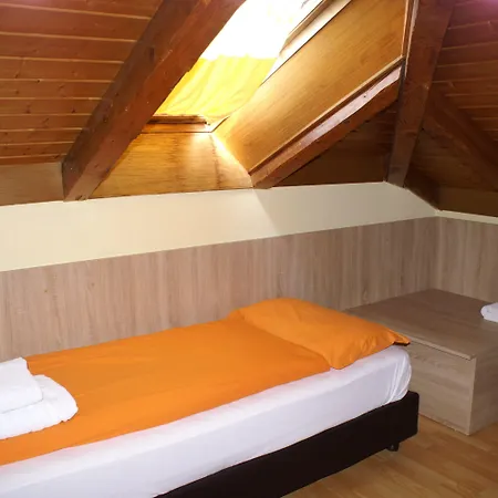 Garni Betty Bed & Breakfast