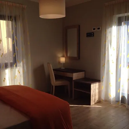 Garni Betty 2* Μεράνο