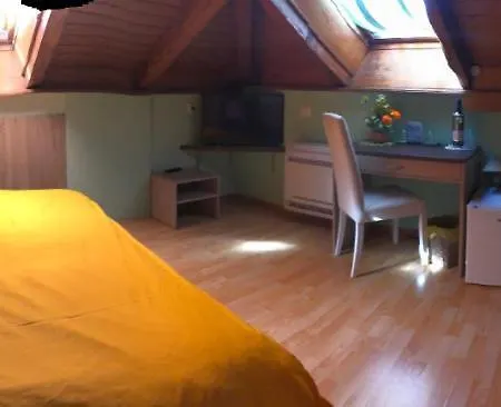 Garni Betty Bed & Breakfast 3*