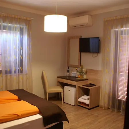 Garni Betty Merano