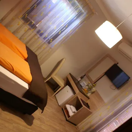 Garni Betty Bed & Breakfast Merano