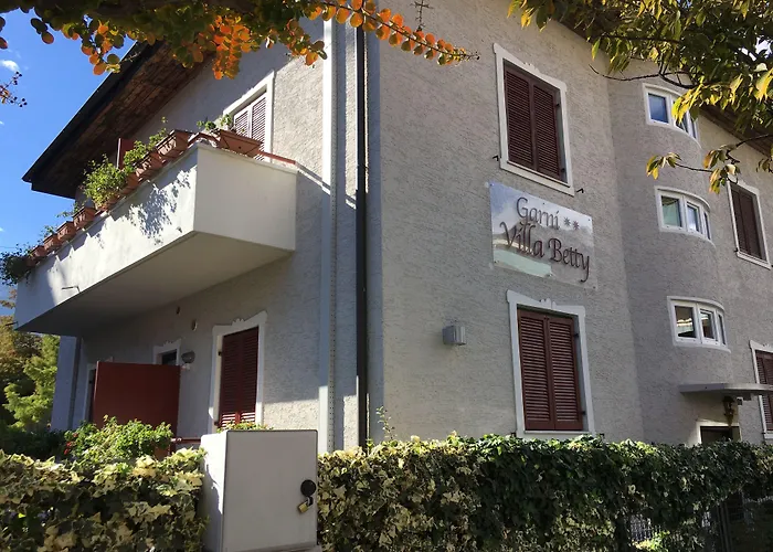 Bed & Breakfast Garni Betty