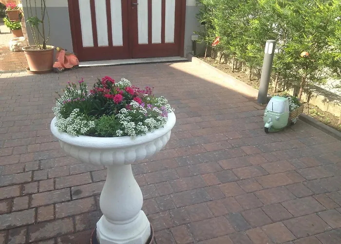 Garni Betty Bed & Breakfast 3*